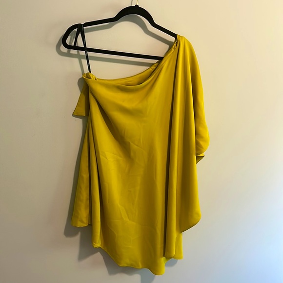 Marciano and Guess One-shoulder dress, Size Medium, yellow - Picture 2 of 3